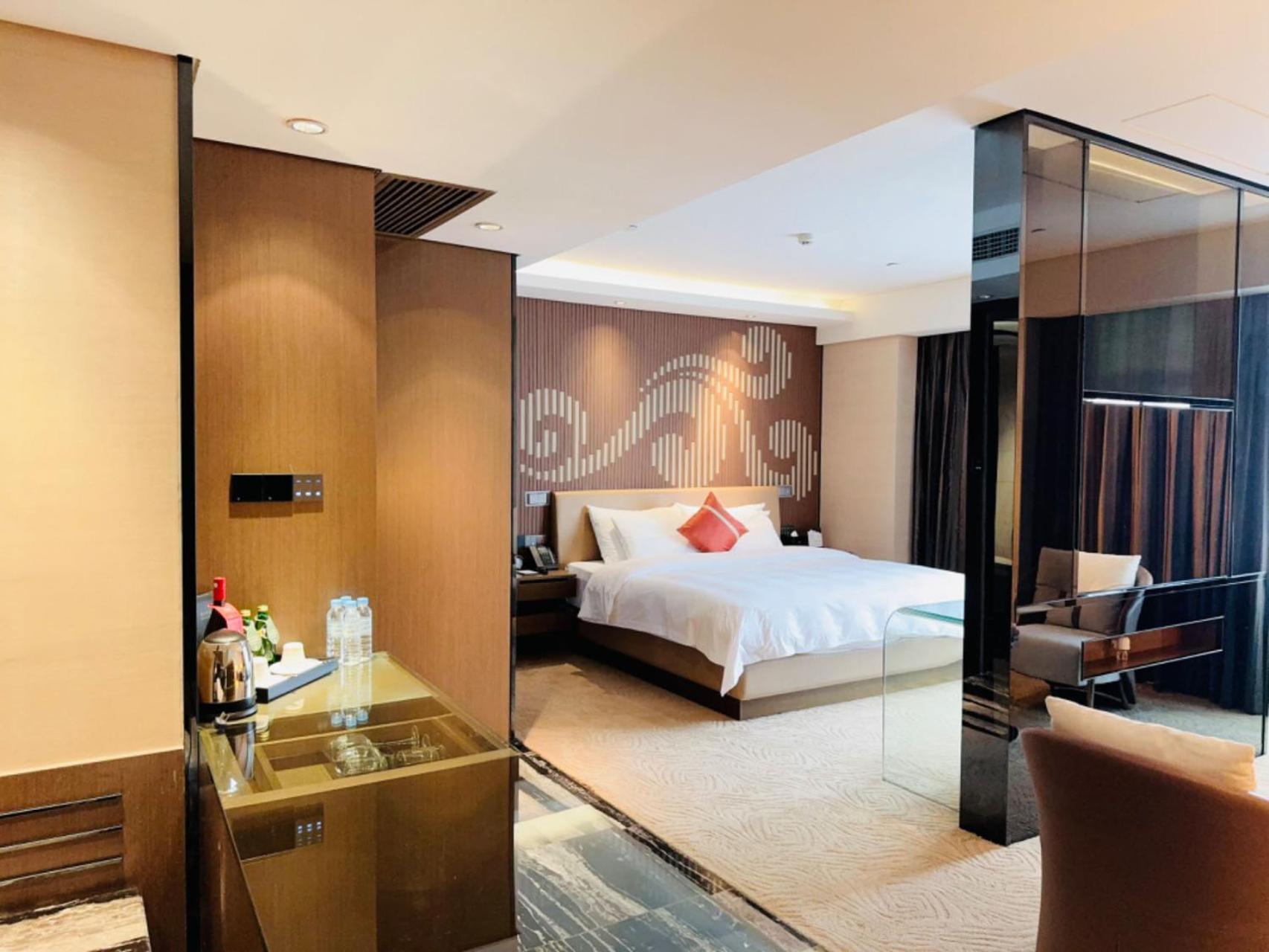 Guangzhou Baiyun Hotel Екстер'єр фото Deluxe room