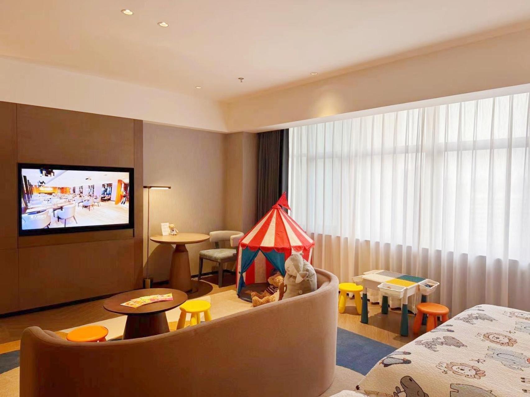 Guangzhou Baiyun Hotel Екстер'єр фото